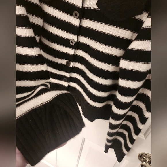 NWOT Anthropologie Maeve Cashmere sweater. - Picture 6 of 11